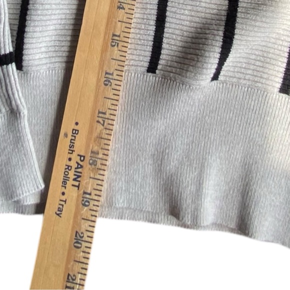 PHOLOSOPHY Republic Clothing Women’s Blue/Cream Striped Pull-over Sweater Sz XS - Picture 12 of 13